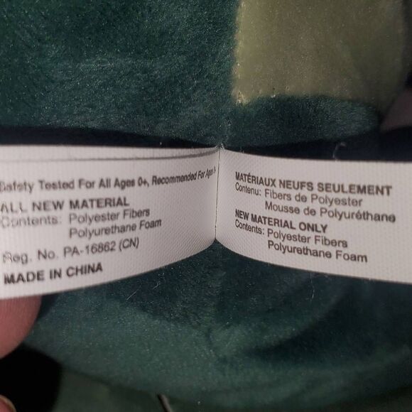 Jurassic Park Dilophosaurus 11" Plush Toy – Universal Studios Exclusive - Picture 9 of 9